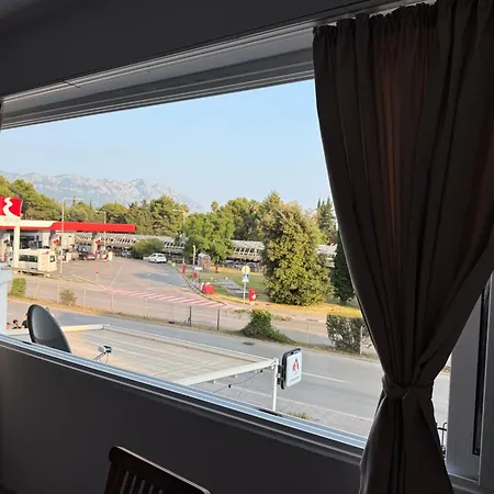 Apartment Emines Budva